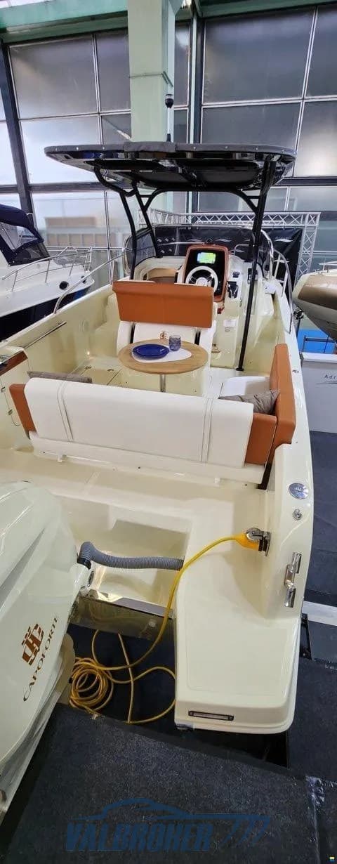 Capoforte Cx270 - Interior View Capoforte Cx270 - Interior View