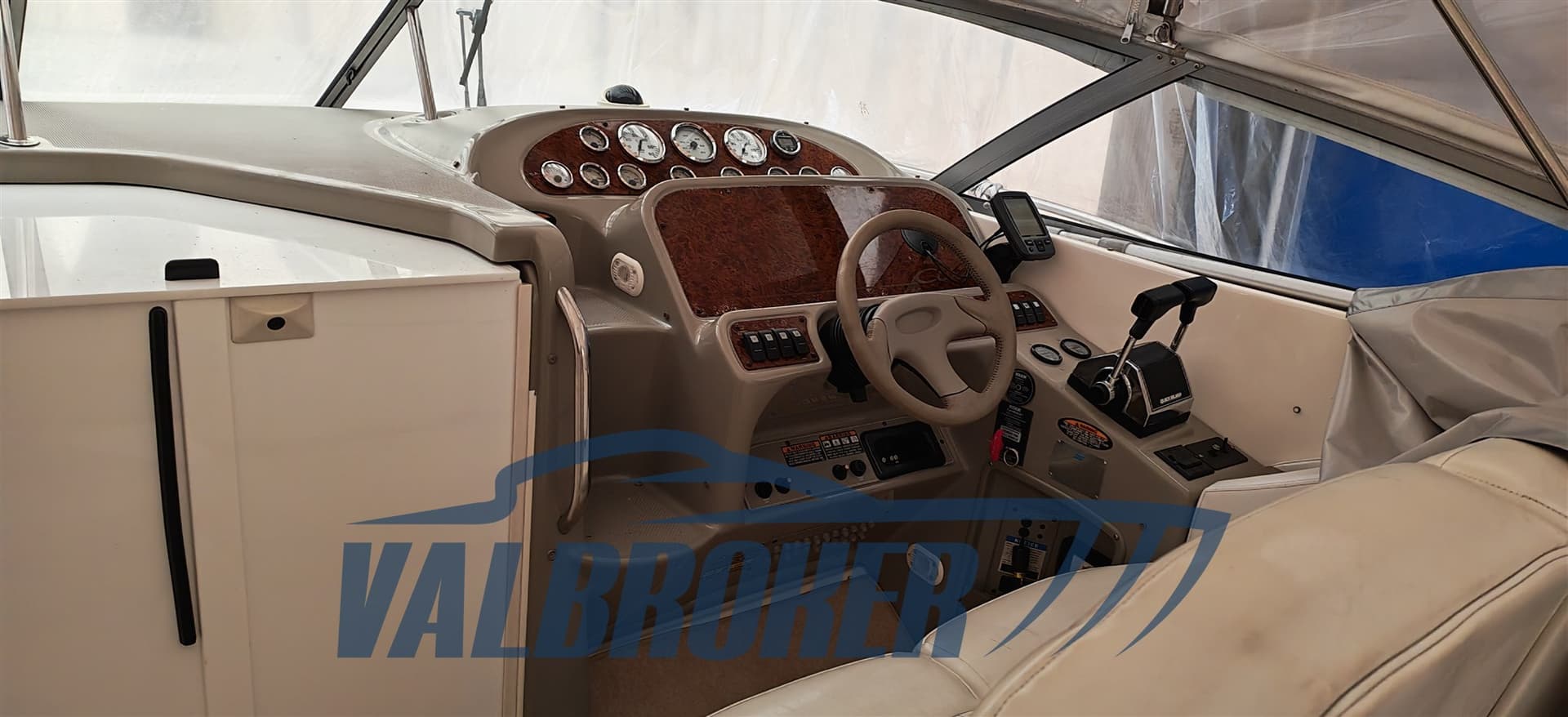 Bayliner 3055 El usato - dettaglio 3
