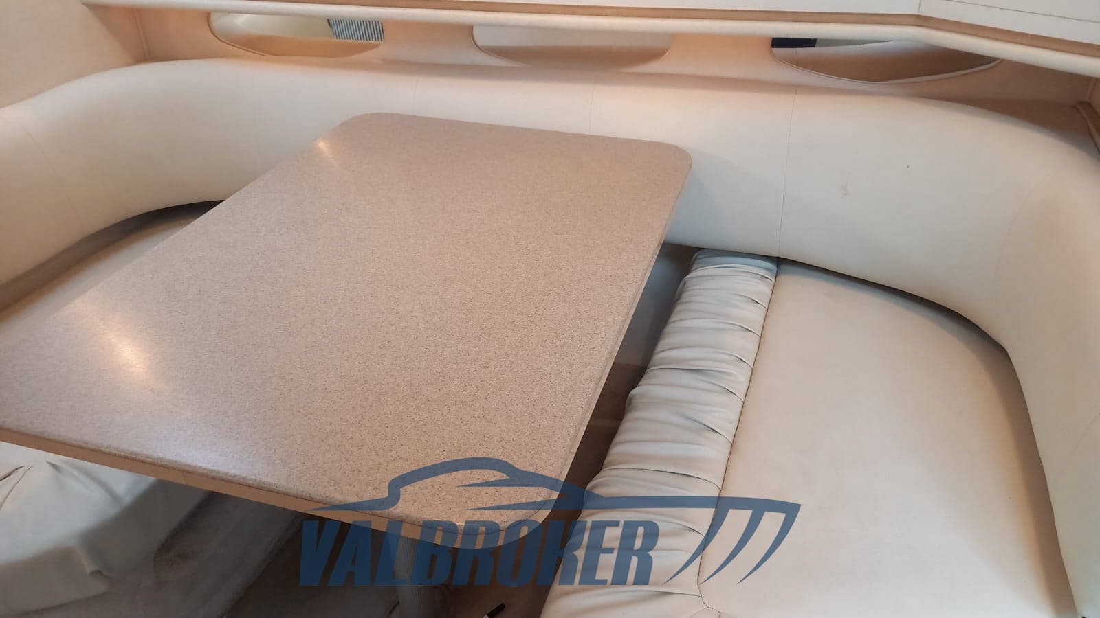 Sea Ray 310 SUNDANCER usato - foto hero 25