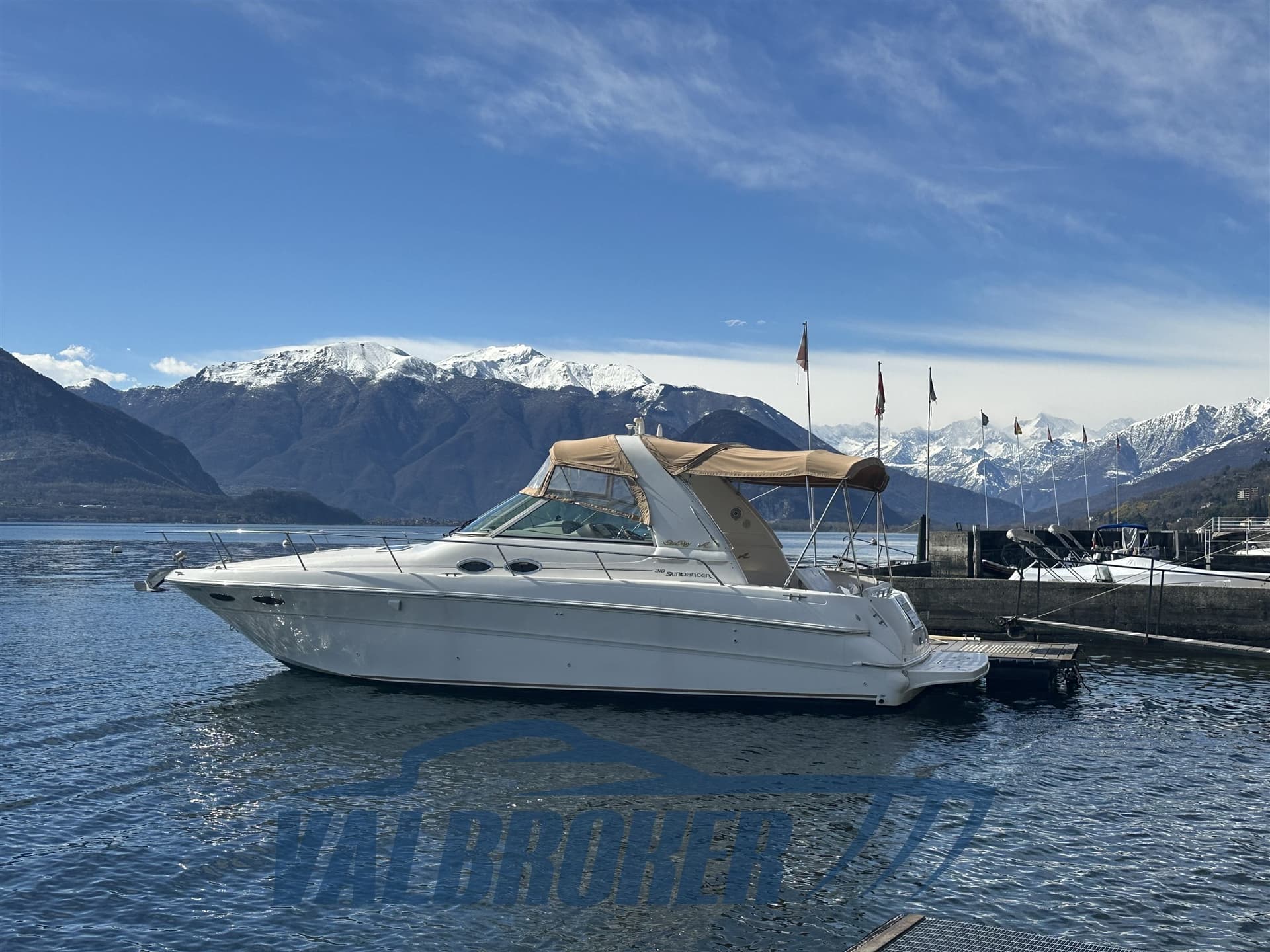 Sea Ray 310 SUNDANCER usato - foto hero 36