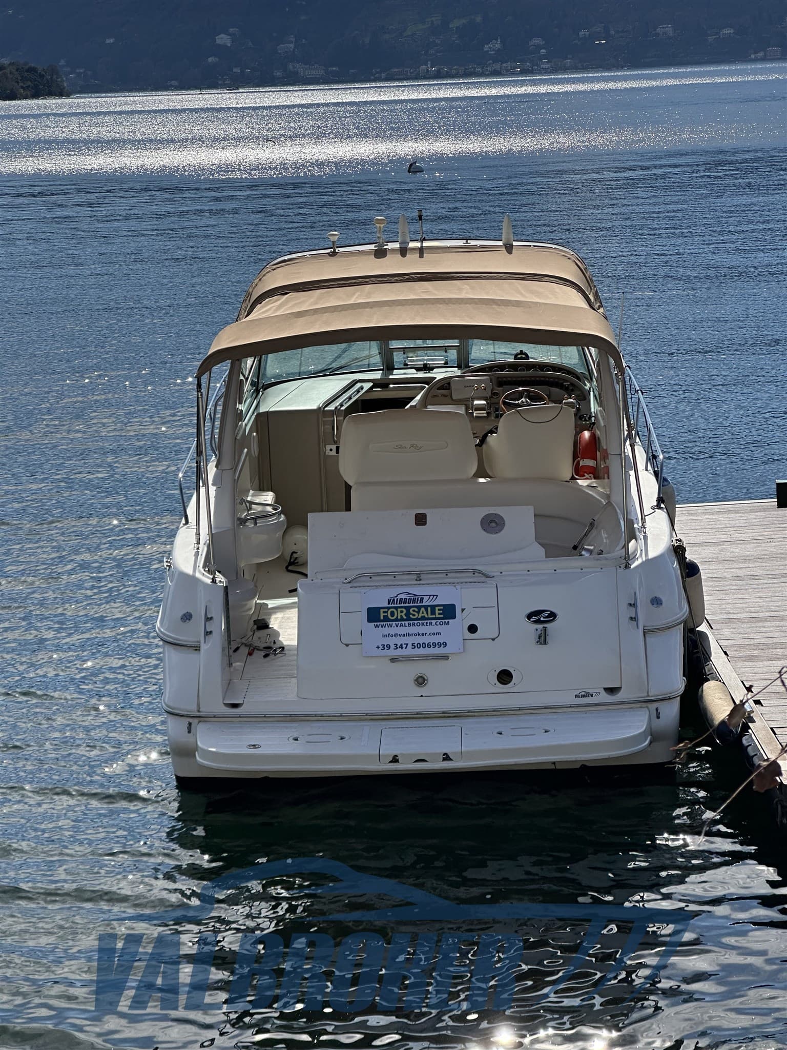 Sea Ray 310 SUNDANCER usato - foto hero 5