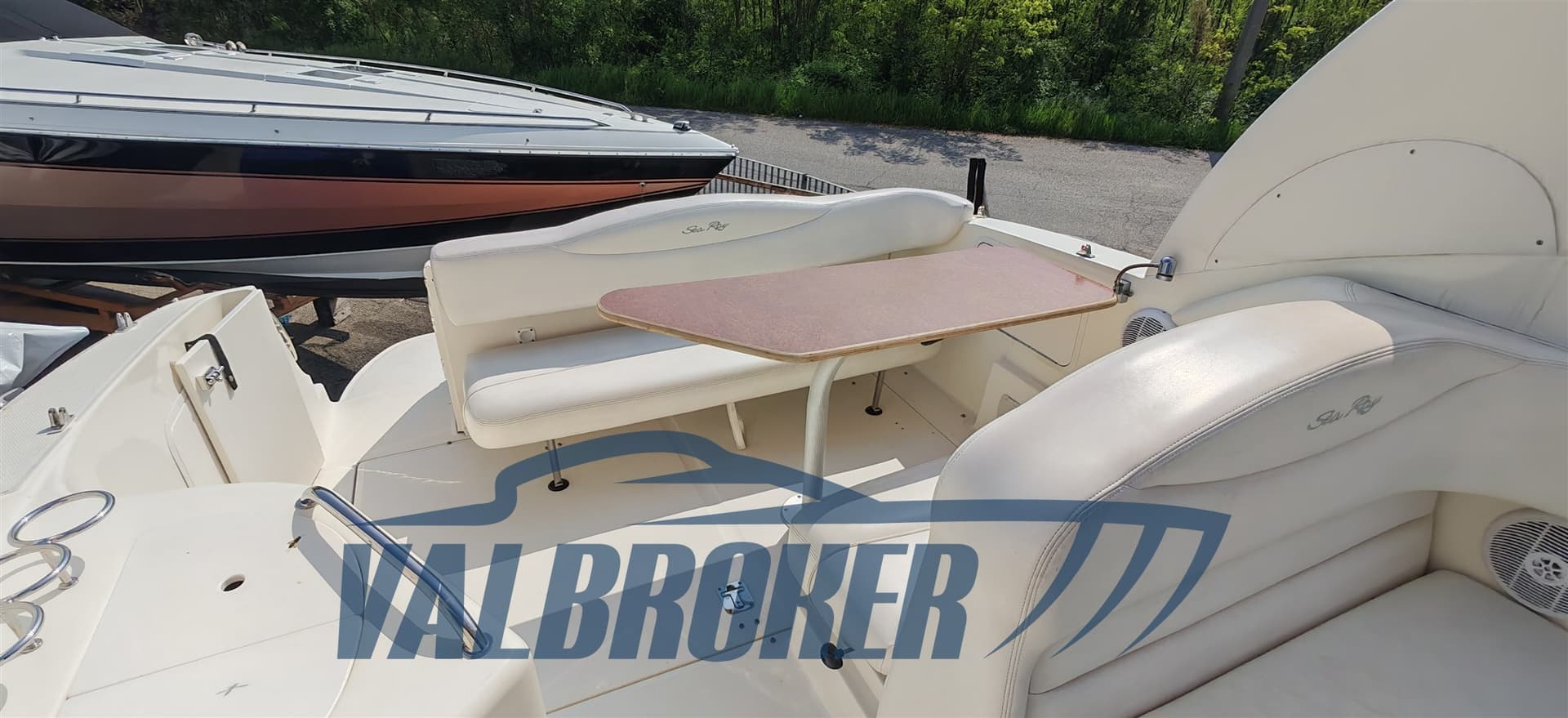 Sea Ray 315 SUNDANCER usato - foto hero 8