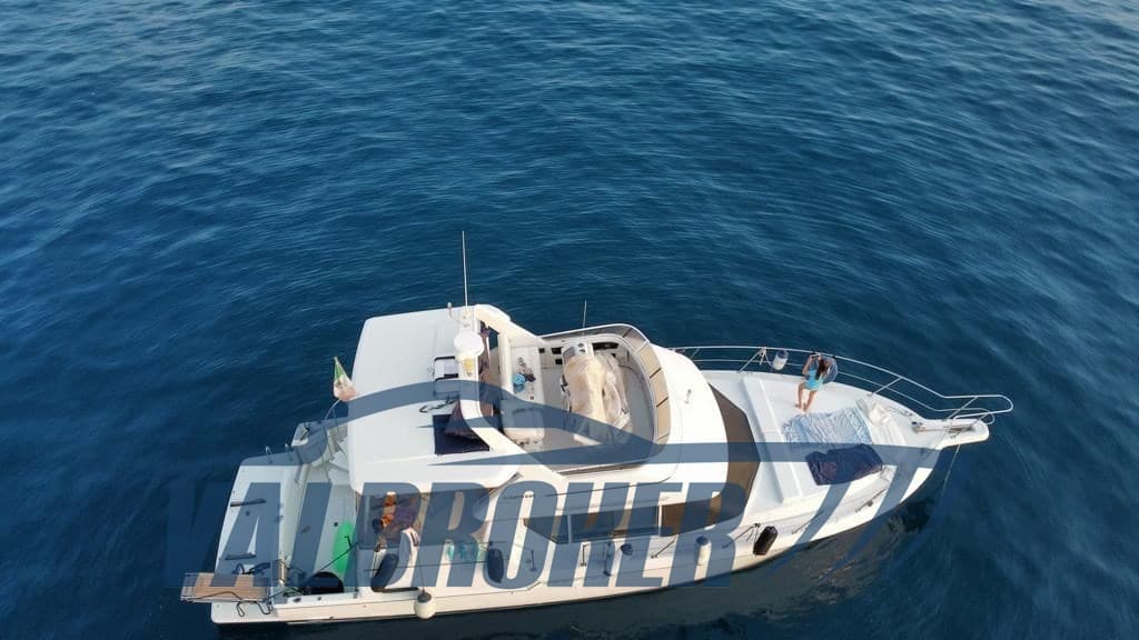 Carver Boat 400 used - hero image 6
