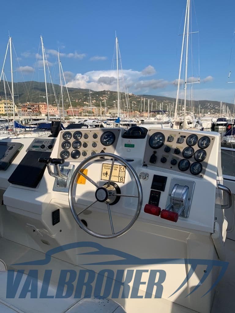 Carver Boat 400 used - hero image 7