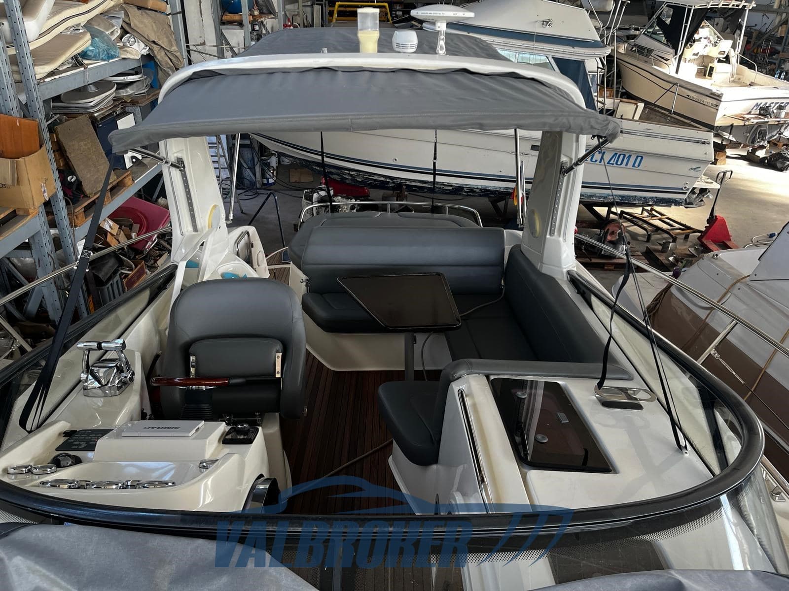 Bavaria 28 Sport - Interior View Bavaria 28 Sport - Interior View