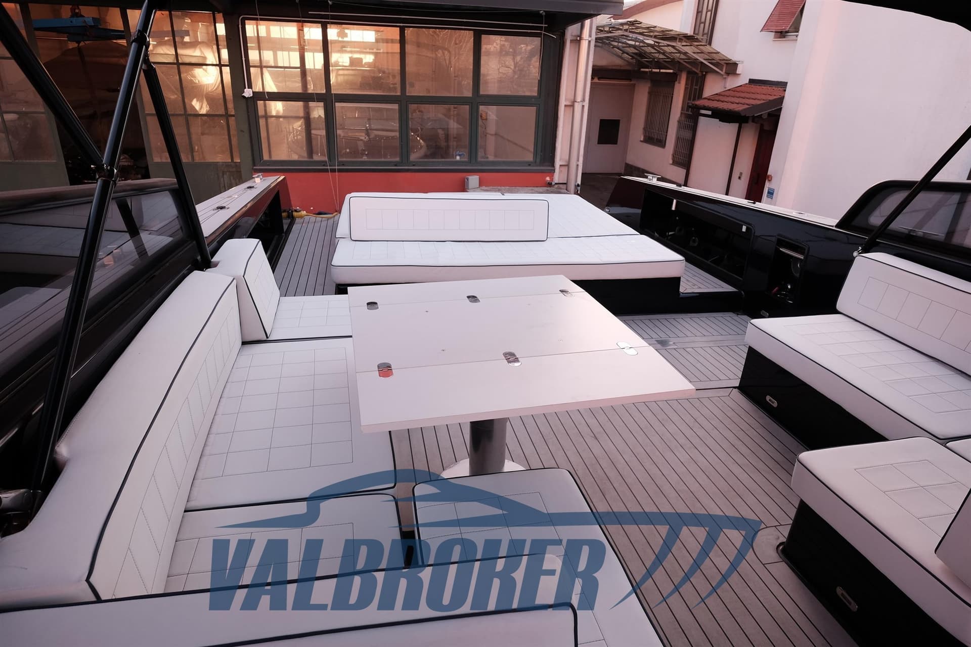 Vandutch VanDutch 55 gebraucht - Hauptbild 32
