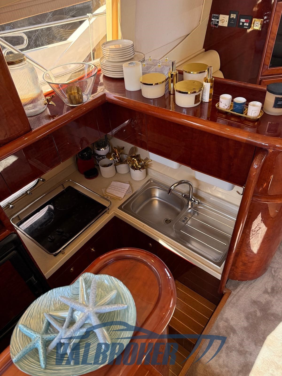 Gulf Craft Majesty Yachts 50 usato - foto hero 13
