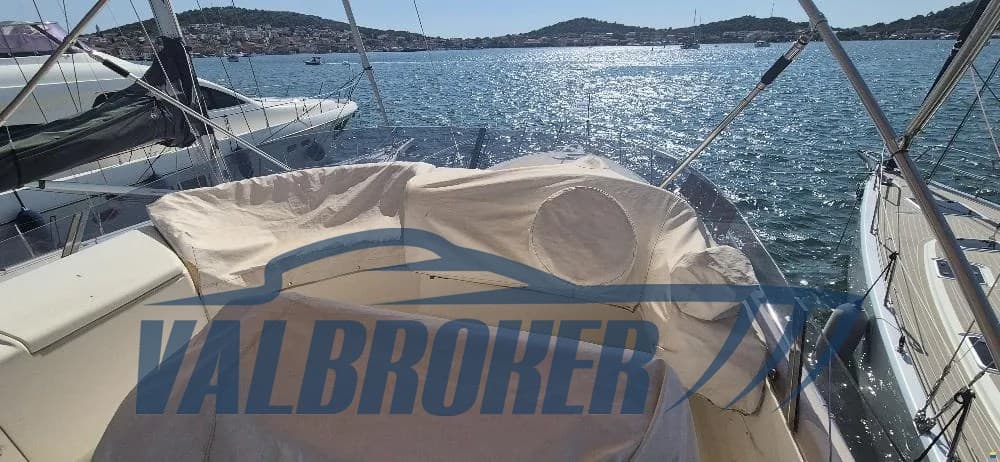 Cranchi Atlantique 48 - Deck View Cranchi Atlantique 48 - Deck View