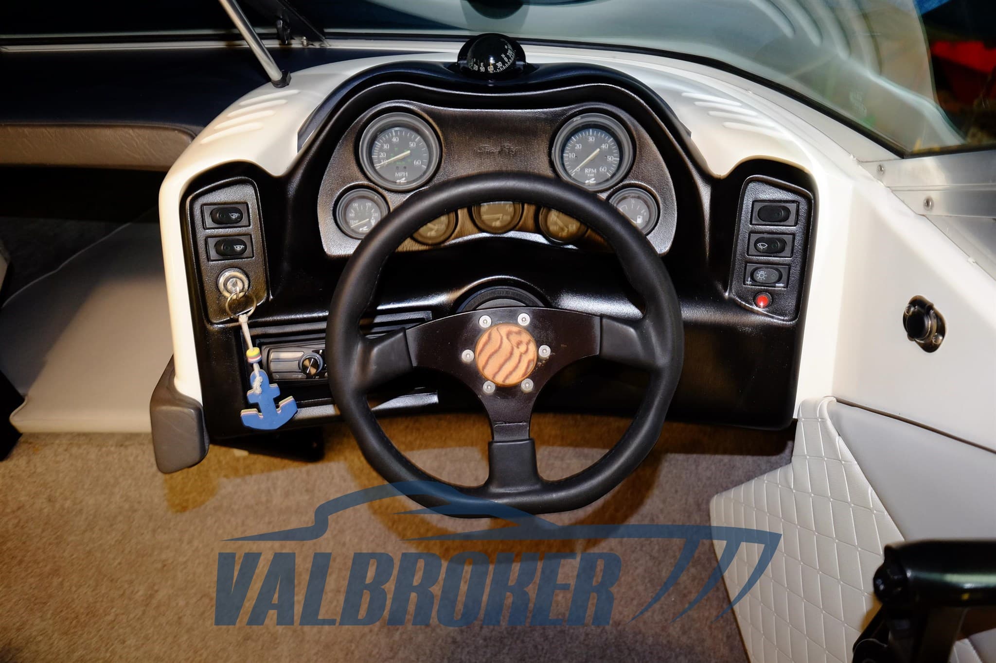 Sea Ray 200 Sr - Interior View Sea Ray 200 Sr - Interior View