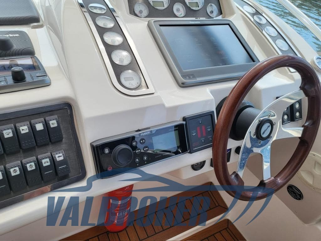 Windy Boats 33 Scirocco - Interior View Windy Boats 33 Scirocco - Interior View