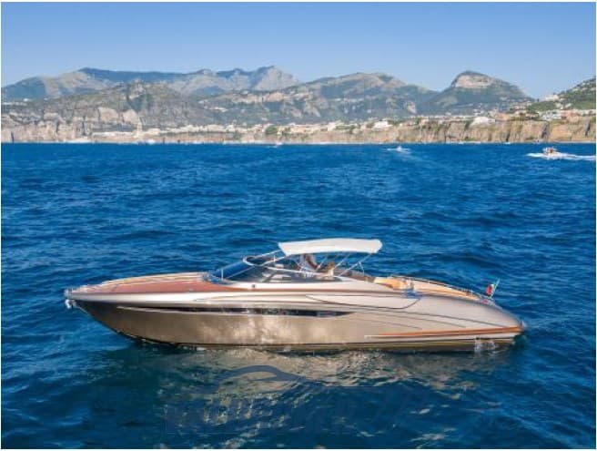 Riva 44 RIVARAMA usato - vista principale