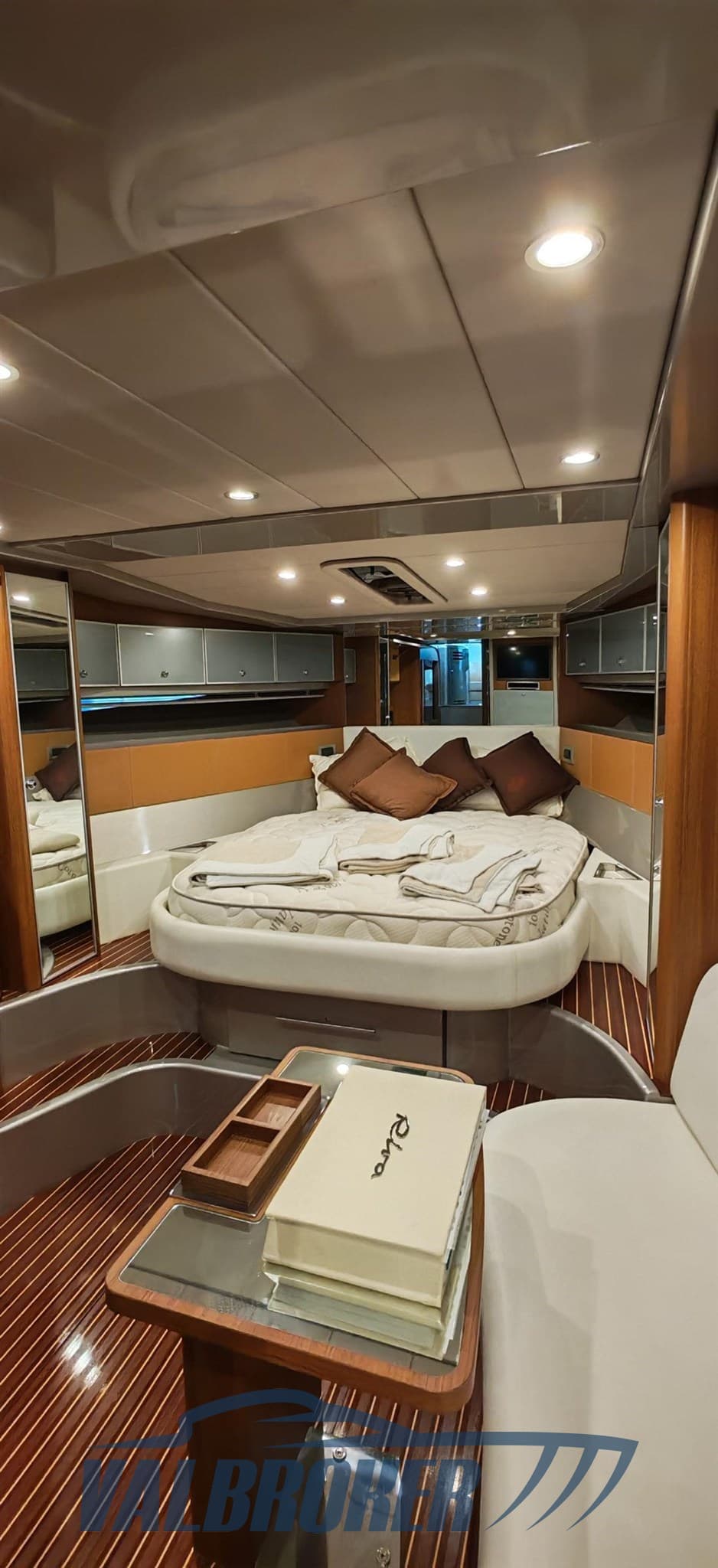 Riva 44 RIVARAMA usato - foto hero 42