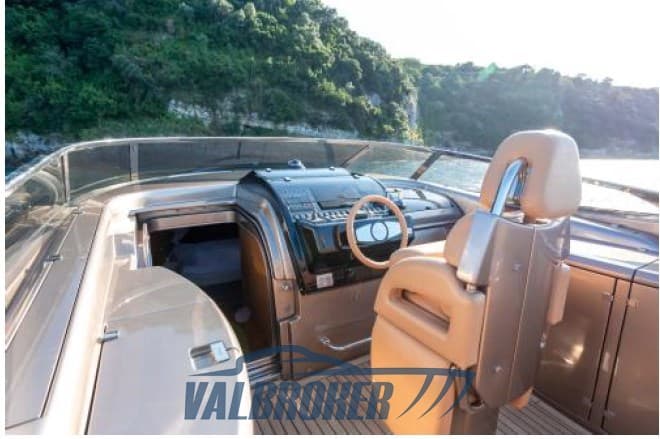 Riva 44 RIVARAMA usato - foto hero 28