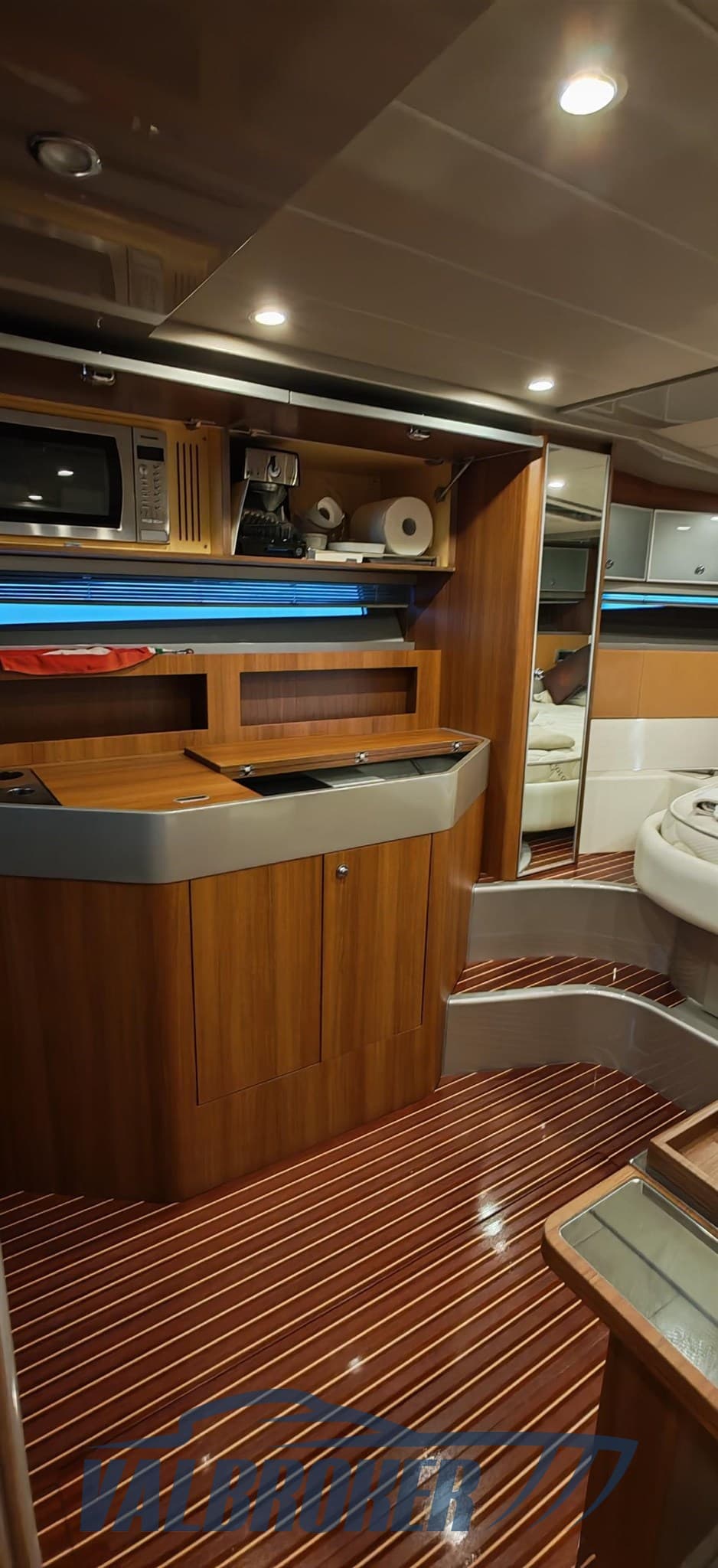 Riva 44 RIVARAMA usato - foto hero 16