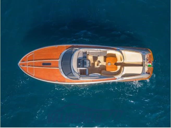 Riva 44 Rivarama - Detail View 1 Riva 44 Rivarama - Detail View 1