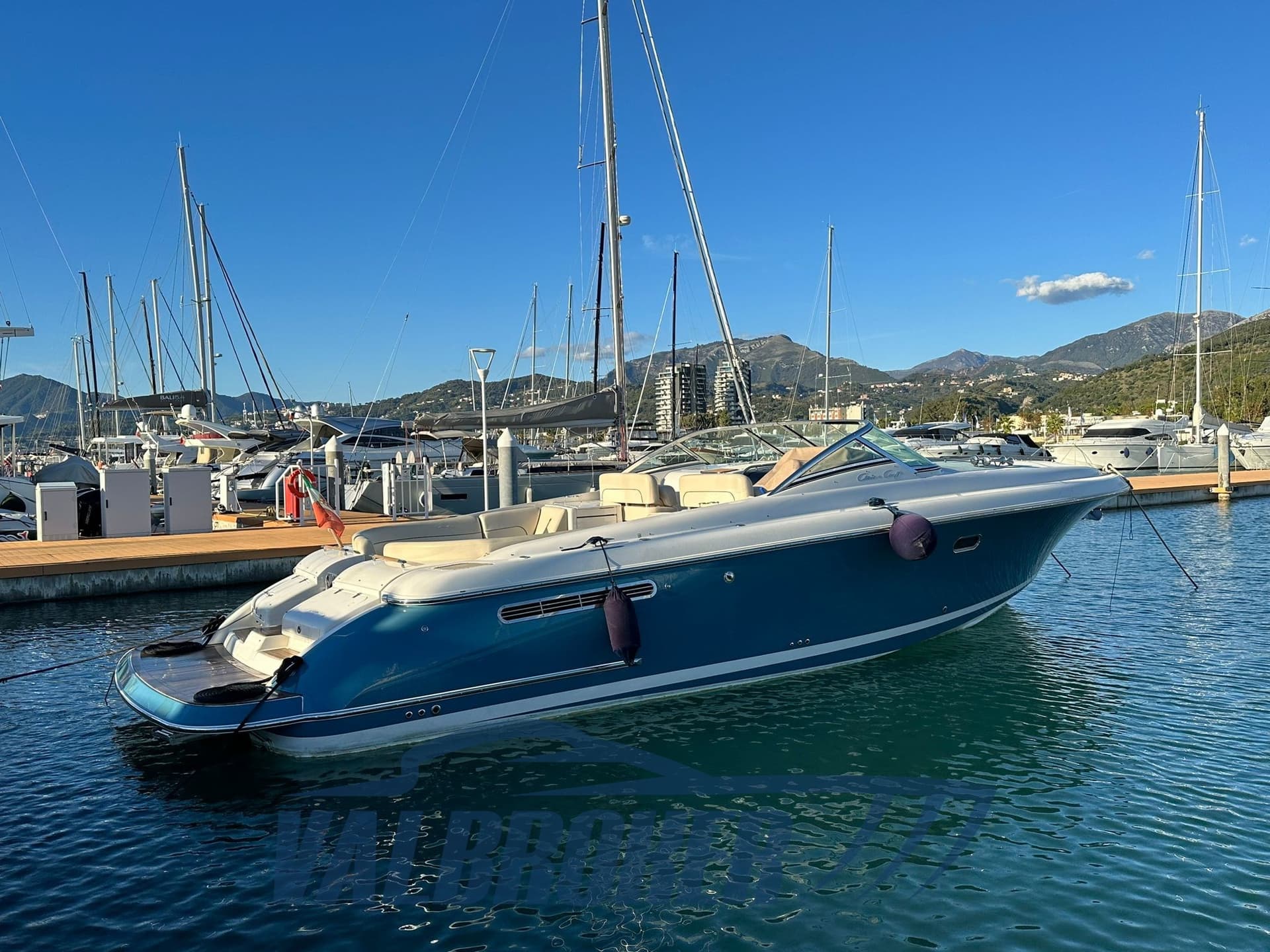 Chris Craft Corsair 36 - Main View Chris Craft Corsair 36 - Main View