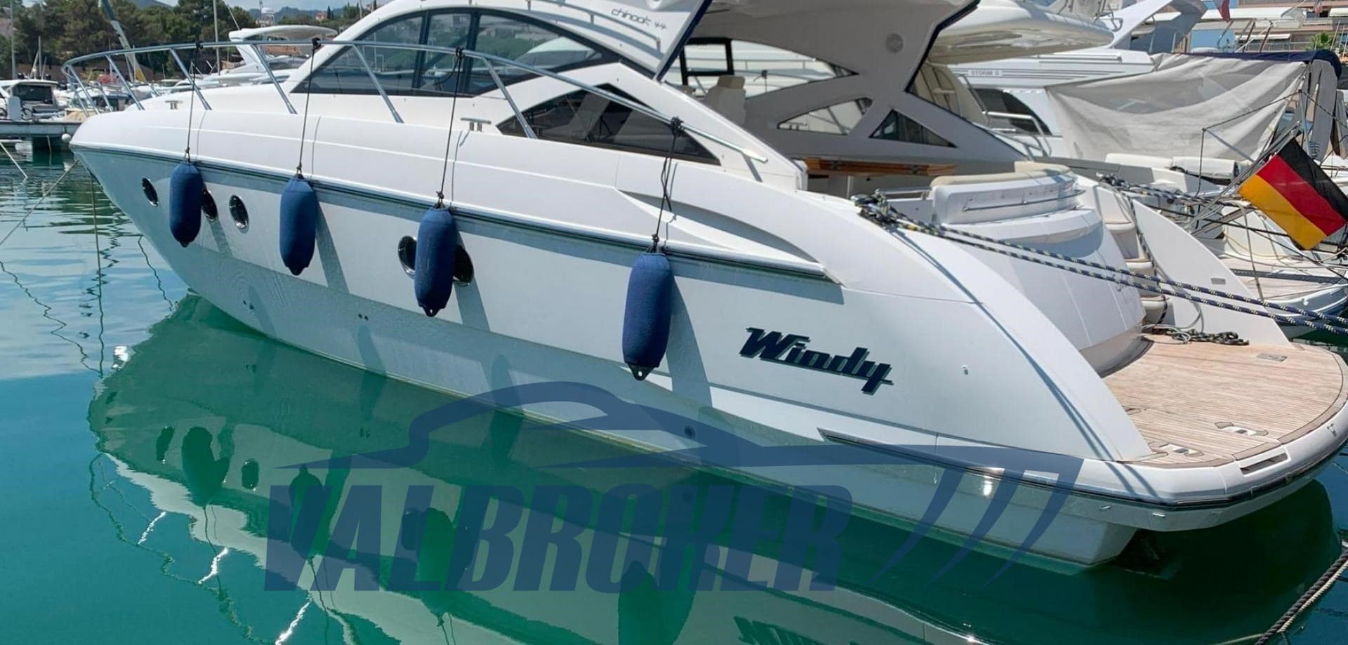Windy Boats 44 CHINOOK gebraucht - Hauptansicht