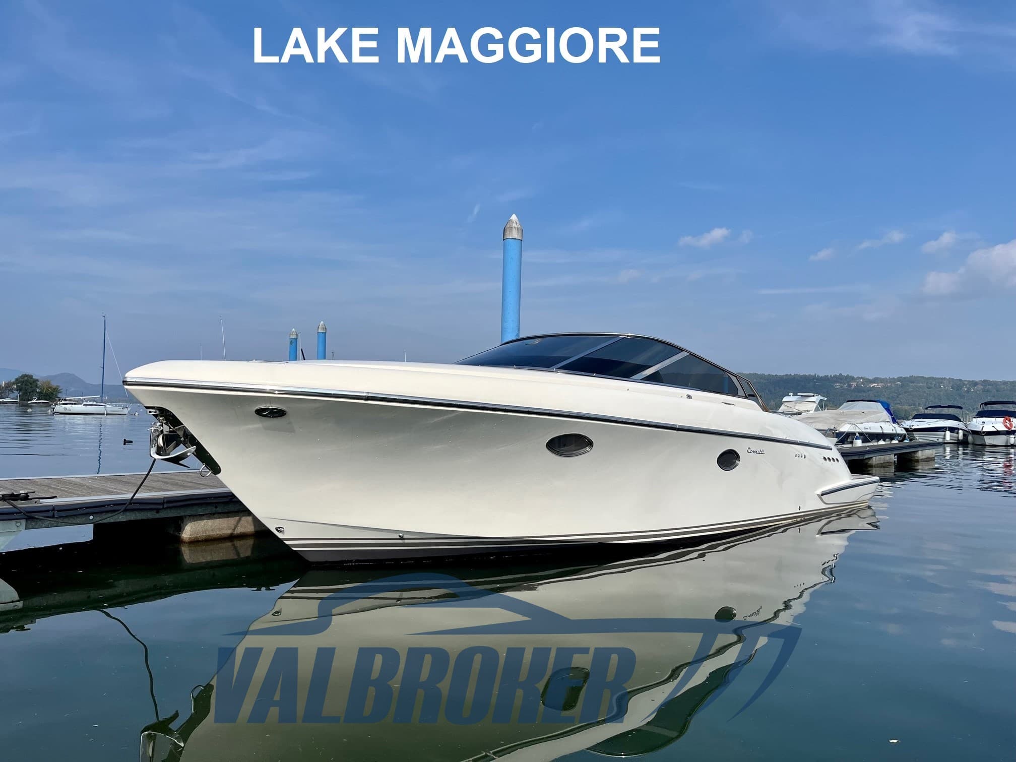 Comitti Breva 35 Classic Teak - Main View Comitti Breva 35 Classic Teak - Main View