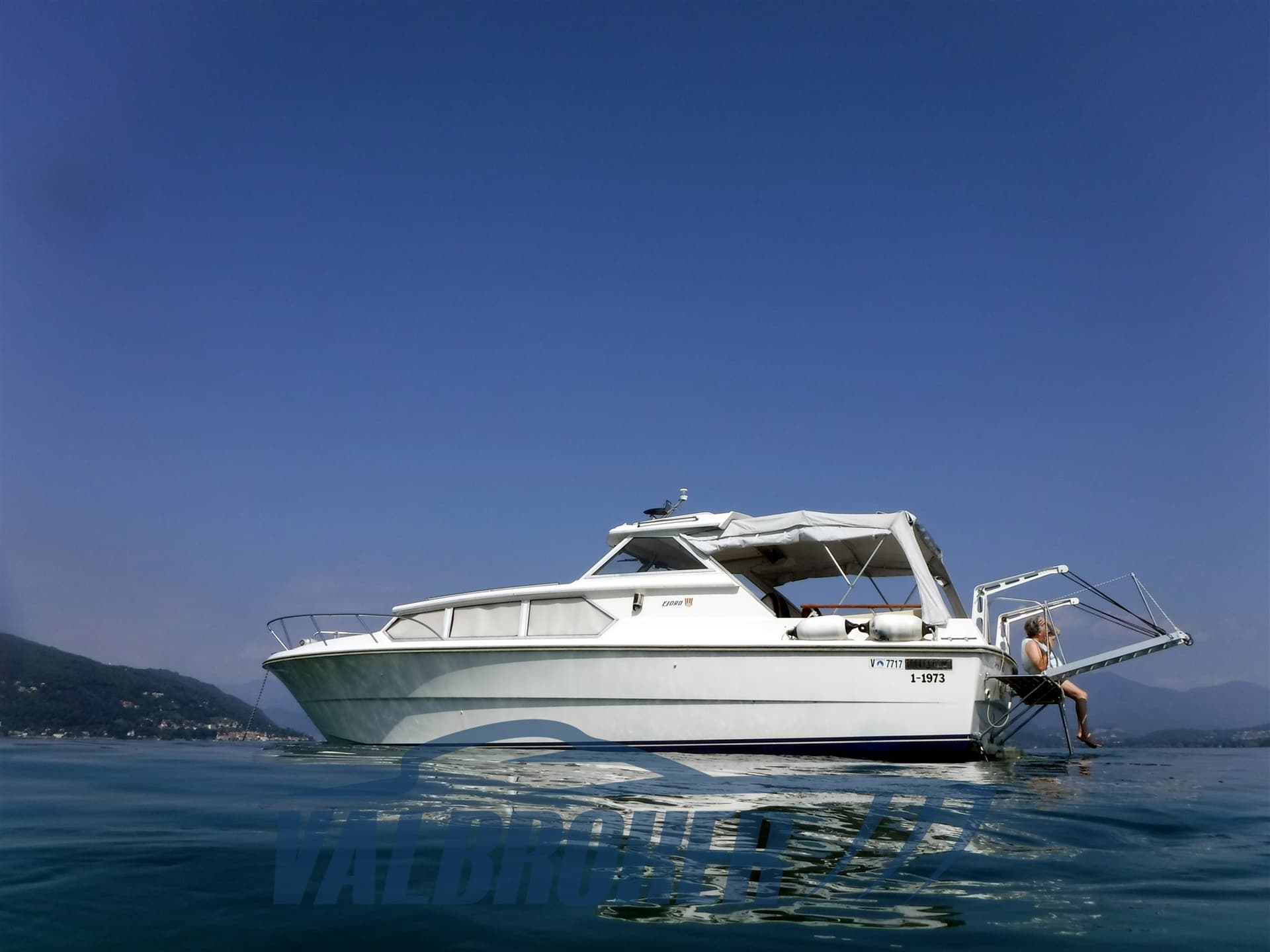 Fjord 32 Cabin - Interior View Fjord 32 Cabin - Interior View