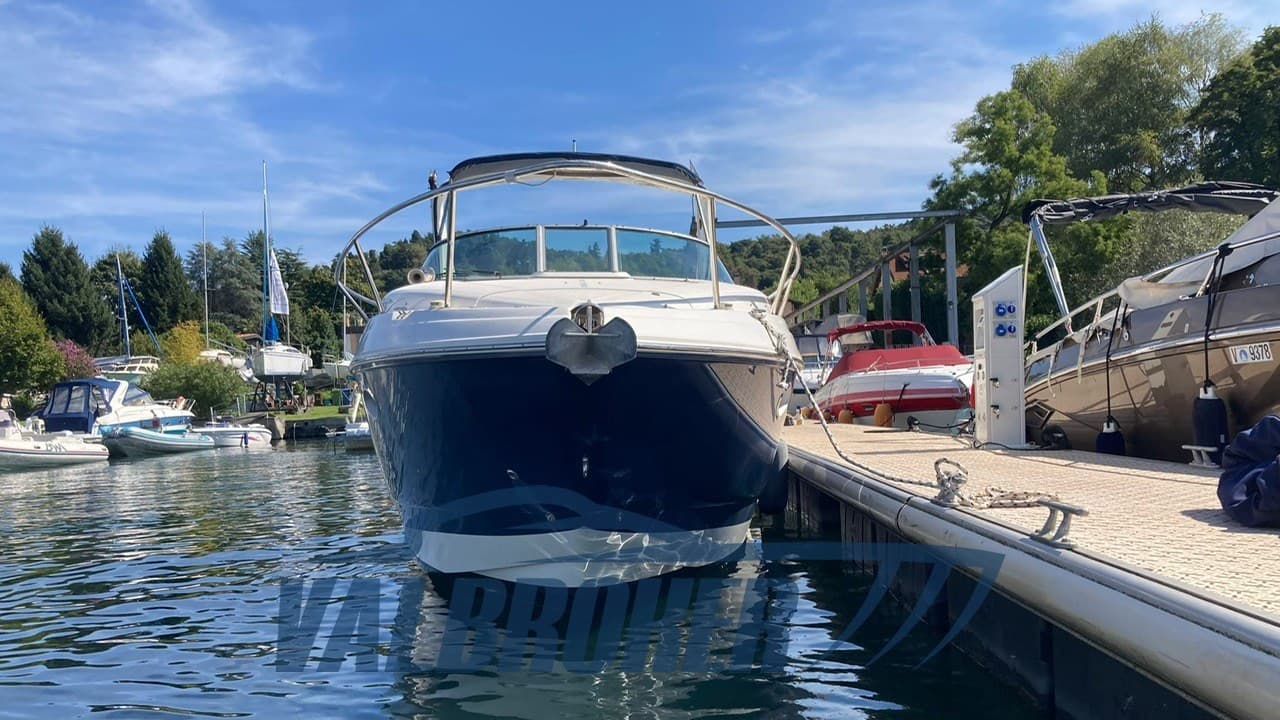 Rinker Rinker 280 - Detail View 1 Rinker Rinker 280 - Detail View 1