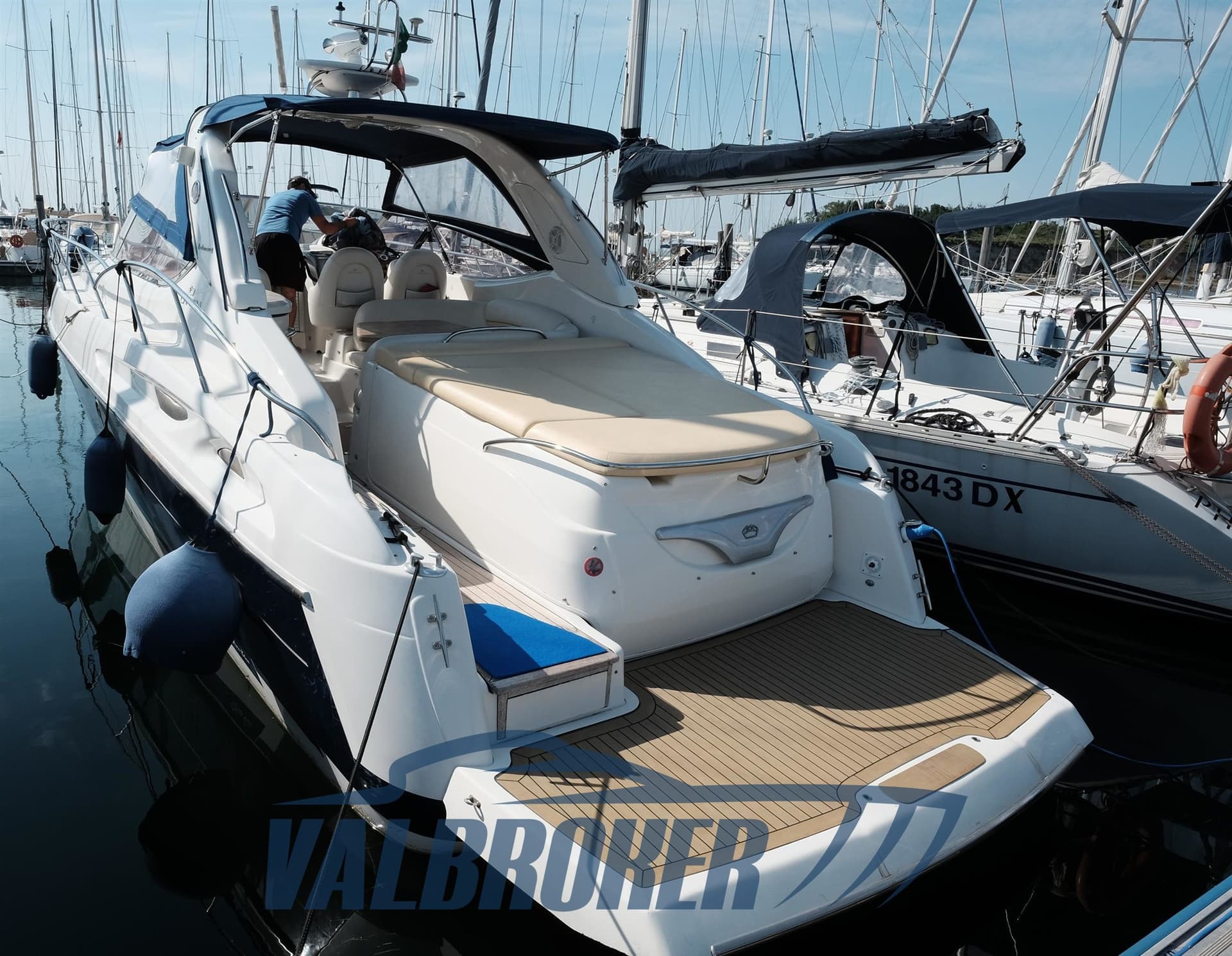 Cranchi ENDURANCE 41 usato - foto hero 18