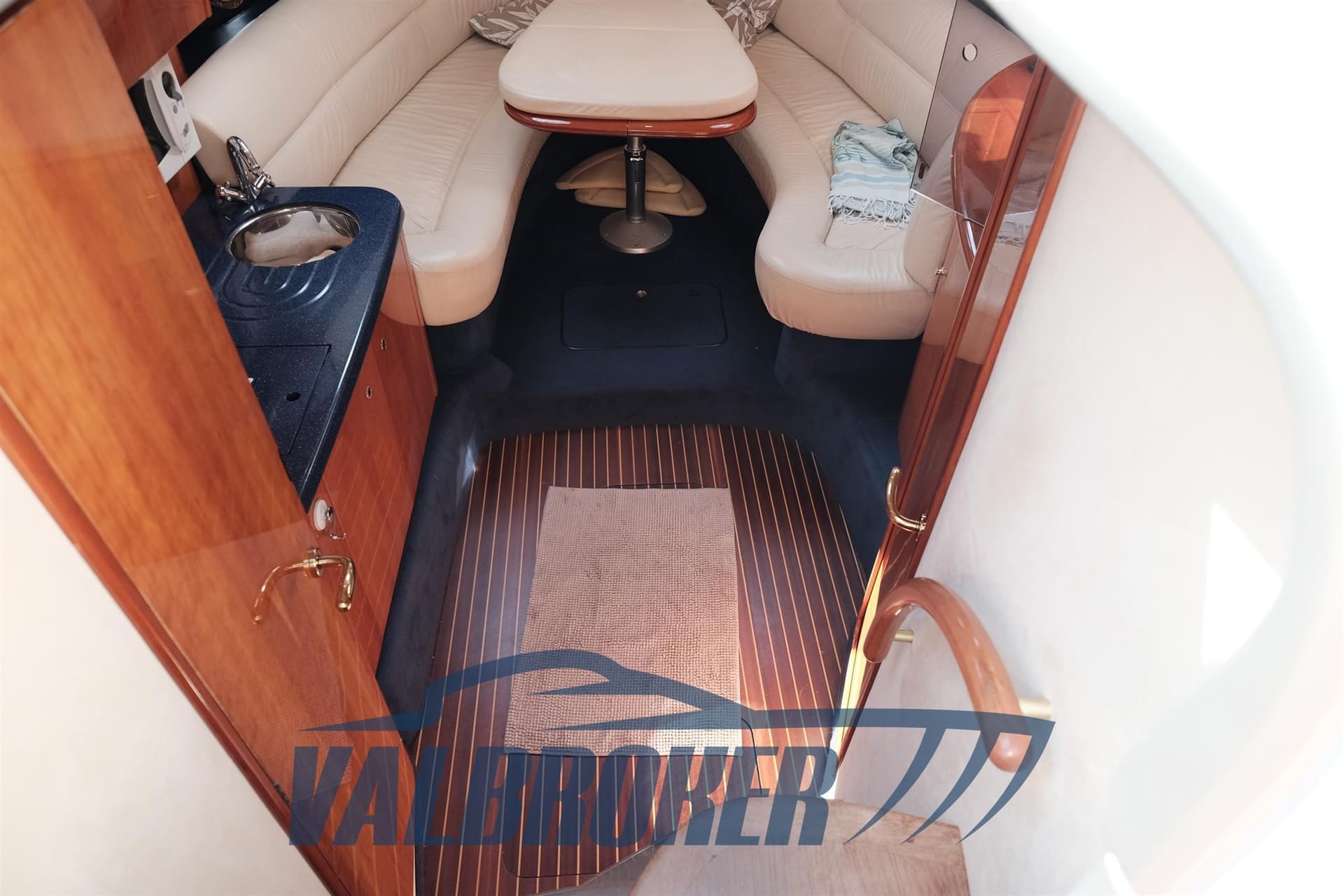 Cranchi ENDURANCE 41 used - hero image 34
