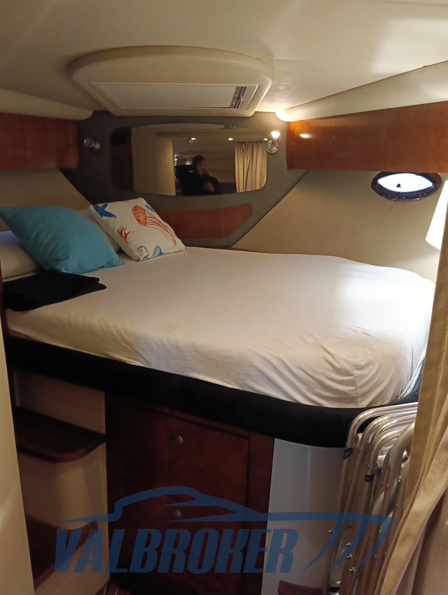 Cruisers Yachts 390 SC usato - foto hero 17
