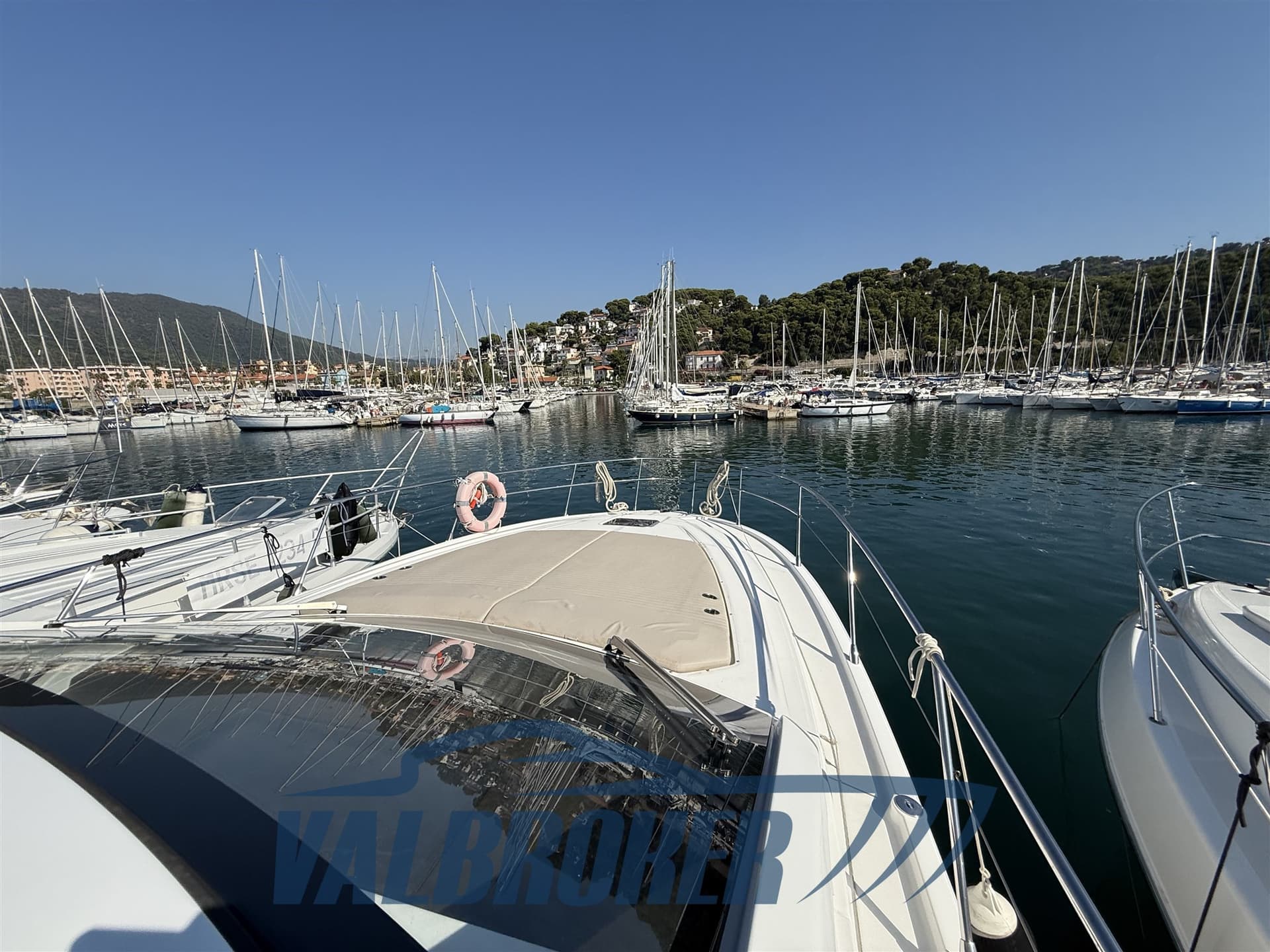 Azimut Atlantis 45 - Detail View 1 Azimut Atlantis 45 - Detail View 1