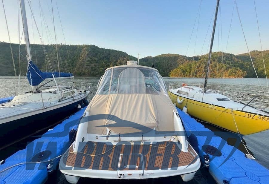 Formula 350 Ss - Deck View Formula 350 Ss - Deck View