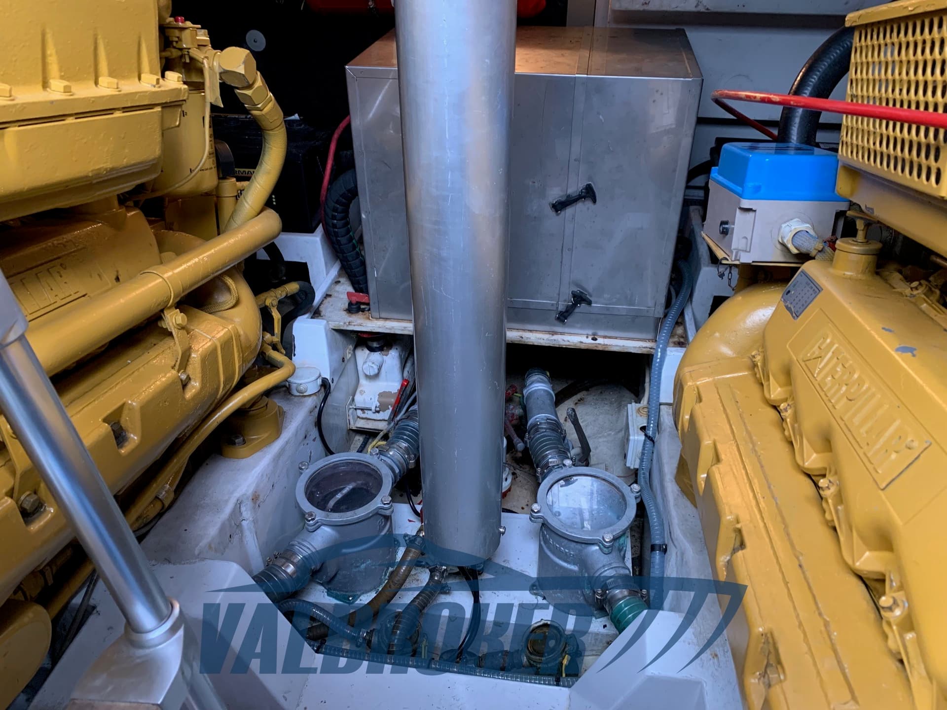 Pershing 40 used - hero image 44