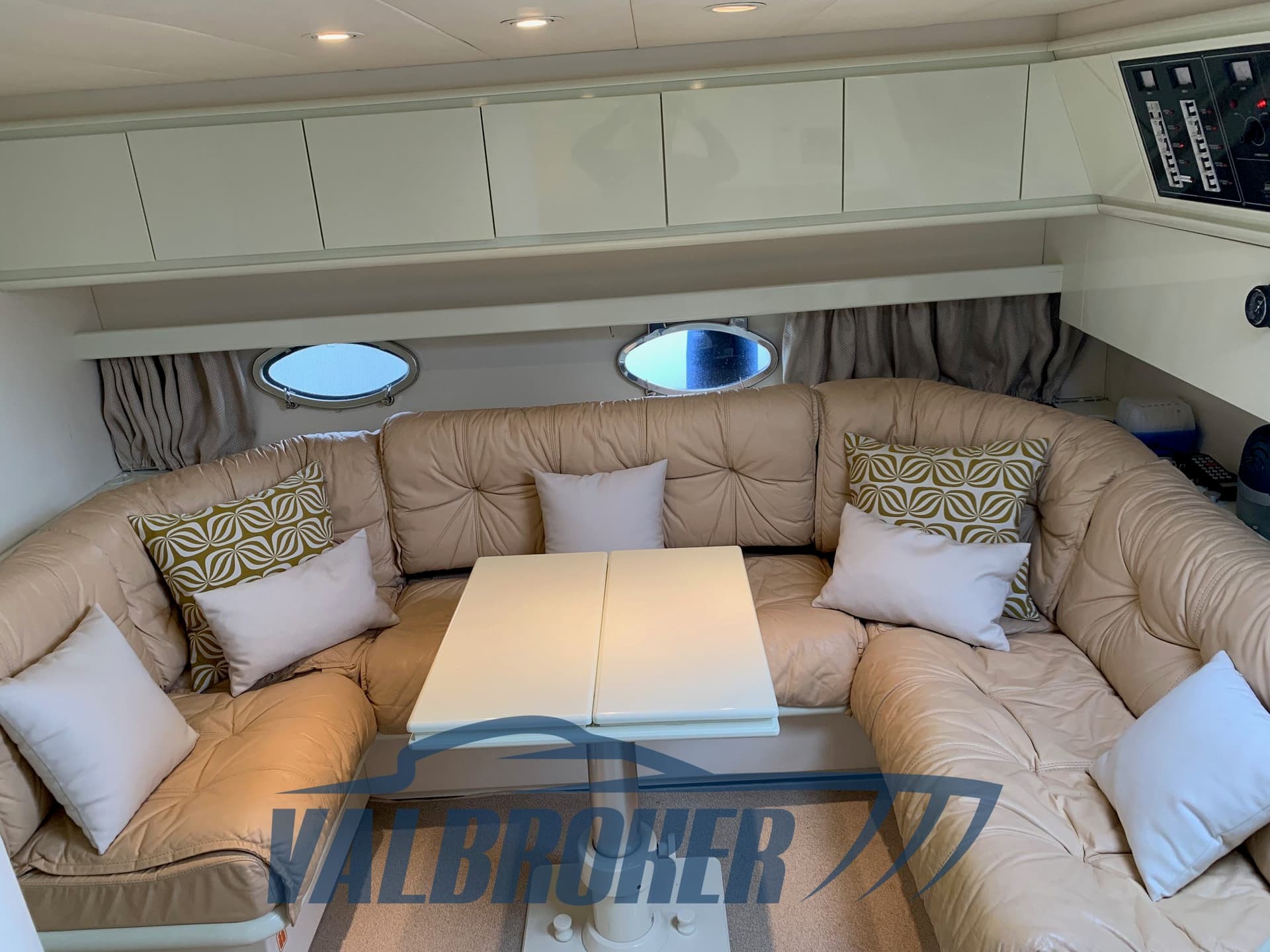 Pershing 40 used - hero image 26