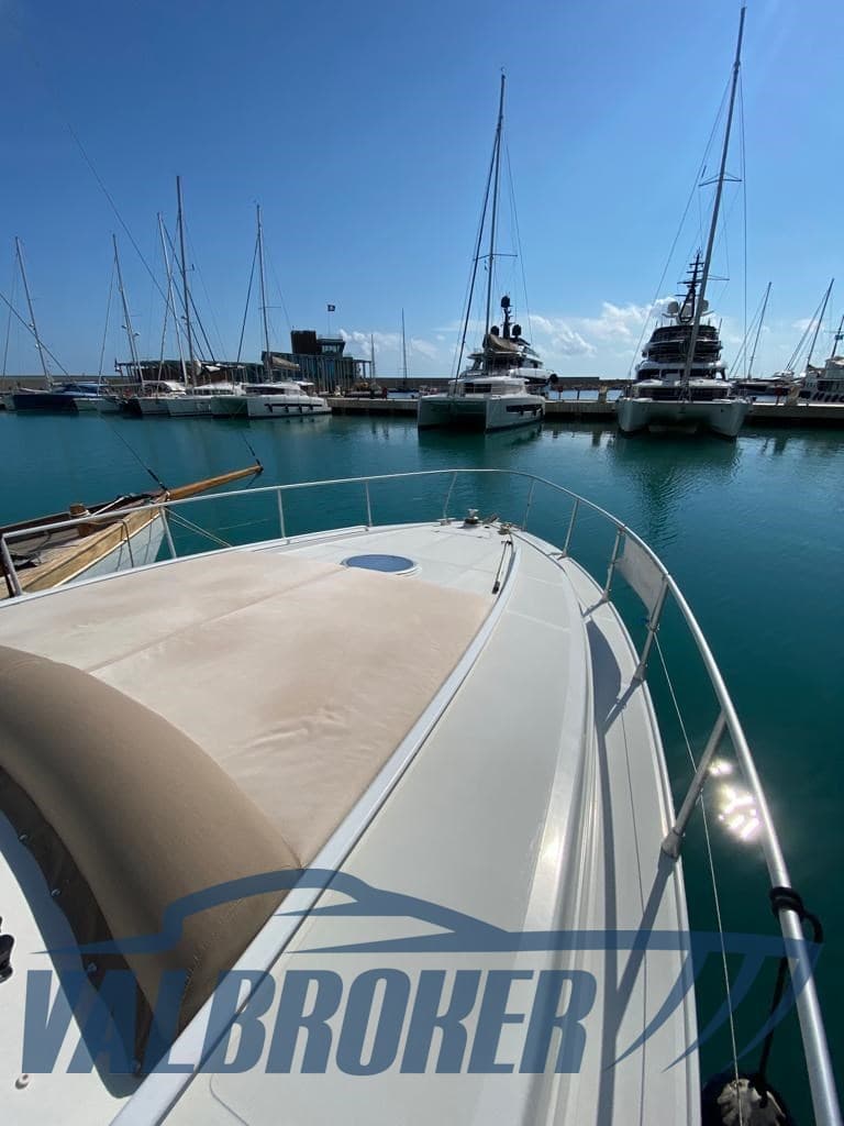 Pershing 40 used - hero image 28