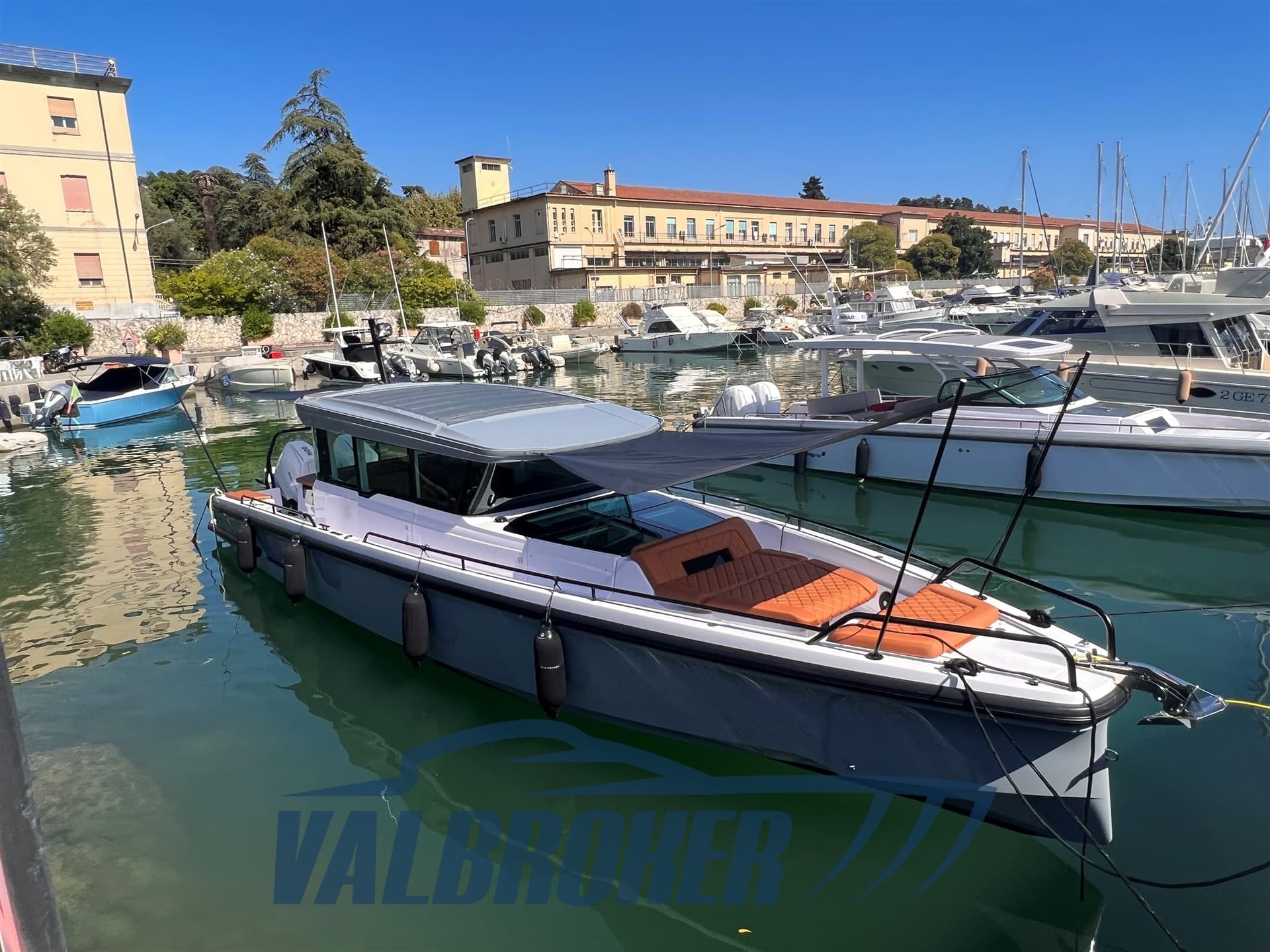 Axopar 37 Xc Cross Cabin d'occasion - détail 1