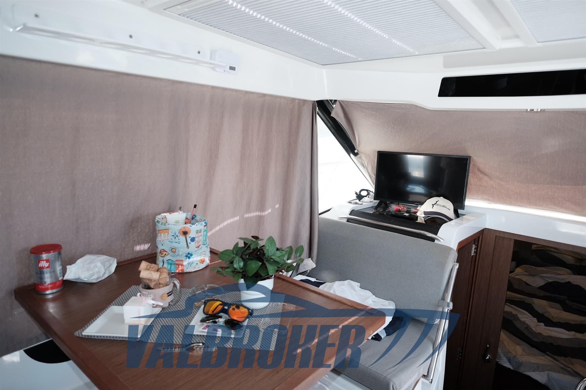 Jeanneau Merry Fisher 895 usato - foto hero 25