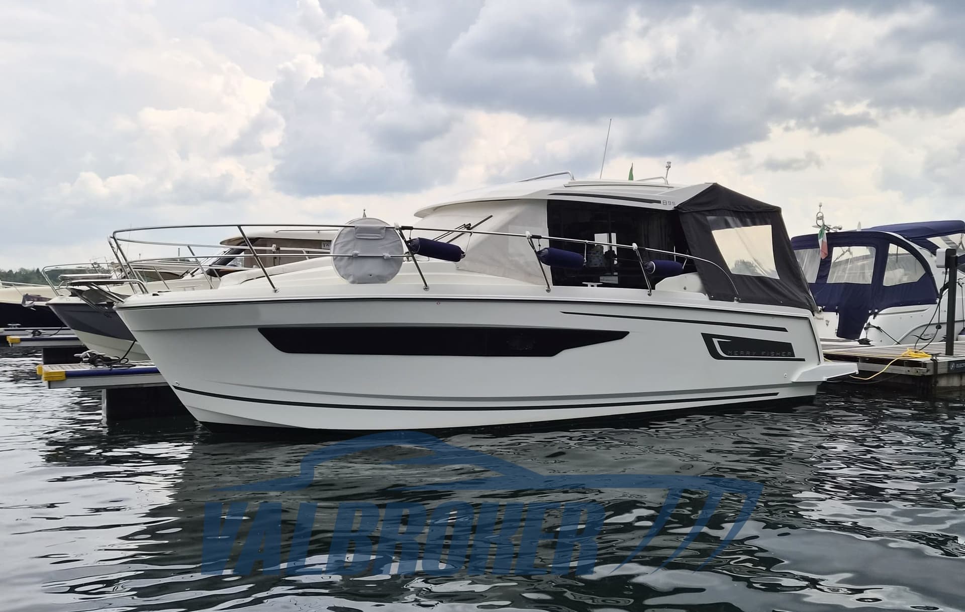 Jeanneau Merry Fisher 895 usato - foto hero 2