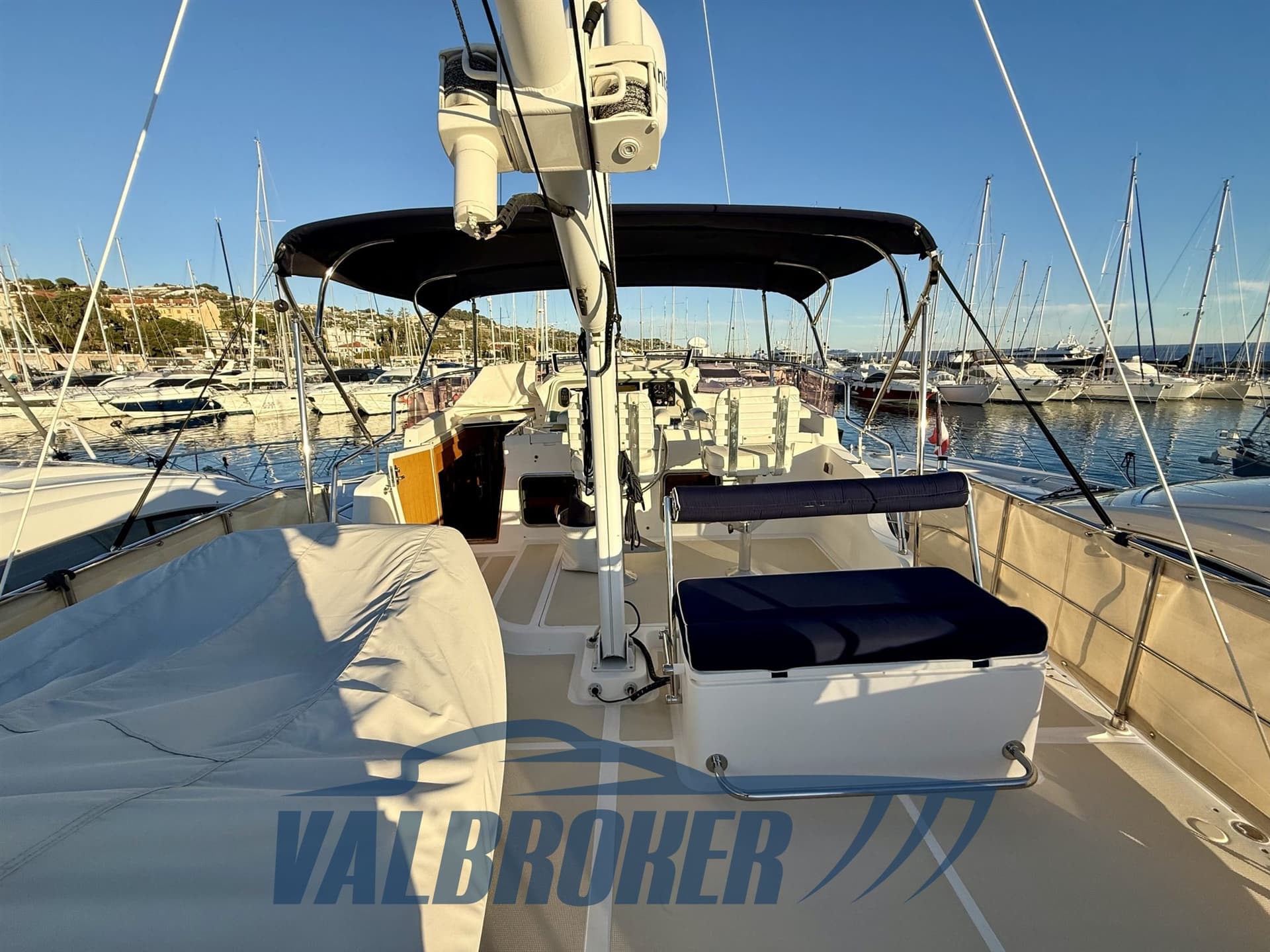 Selene Yachts 47 Ocean Trawler - Deck View Selene Yachts 47 Ocean Trawler - Deck View