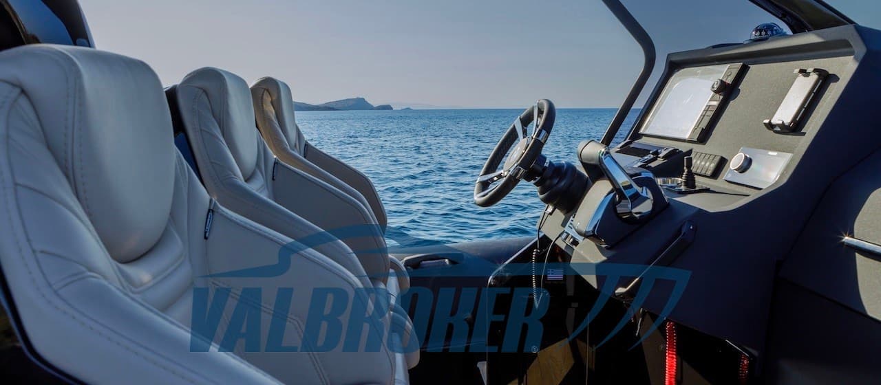 Technohull Alpha 40 - Deck View Technohull Alpha 40 - Deck View