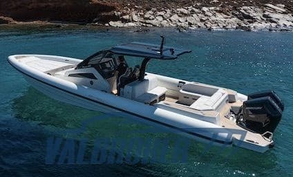 Technohull Alpha 40 - Detail View 1 Technohull Alpha 40 - Detail View 1