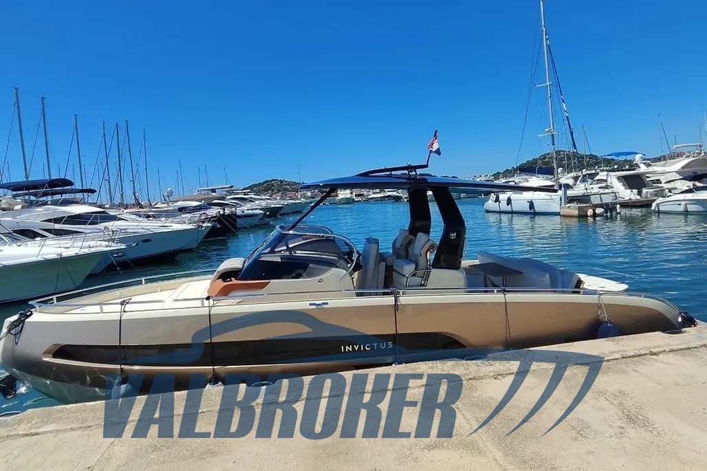 Invictus Gt320 - Main View Invictus Gt320 - Main View