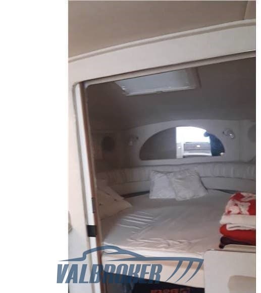 Sea Ray 330 AMBERJACK d'occasion - image hero 23