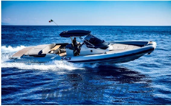 SACS Strider 11 Sundeck - Interior View SACS Strider 11 Sundeck - Interior View