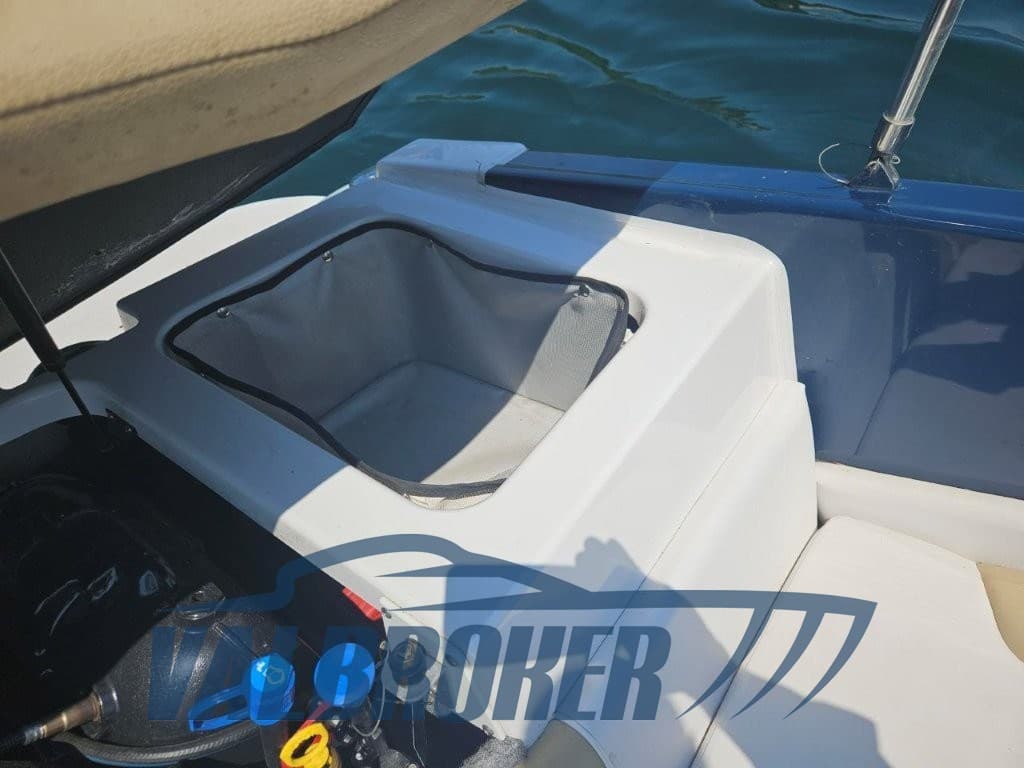 Glastron GT 185 usato - foto hero 10