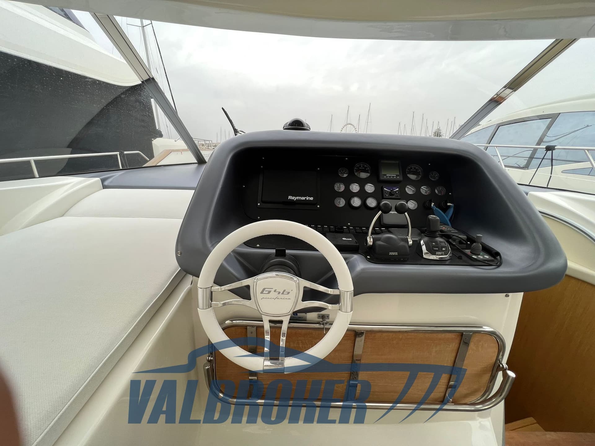 Abbate Bruno Primatist G 46 Aero Top Pininfarina - Detail View 1 Abbate Bruno Primatist G 46 Aero Top Pininfarina - Detail View 1