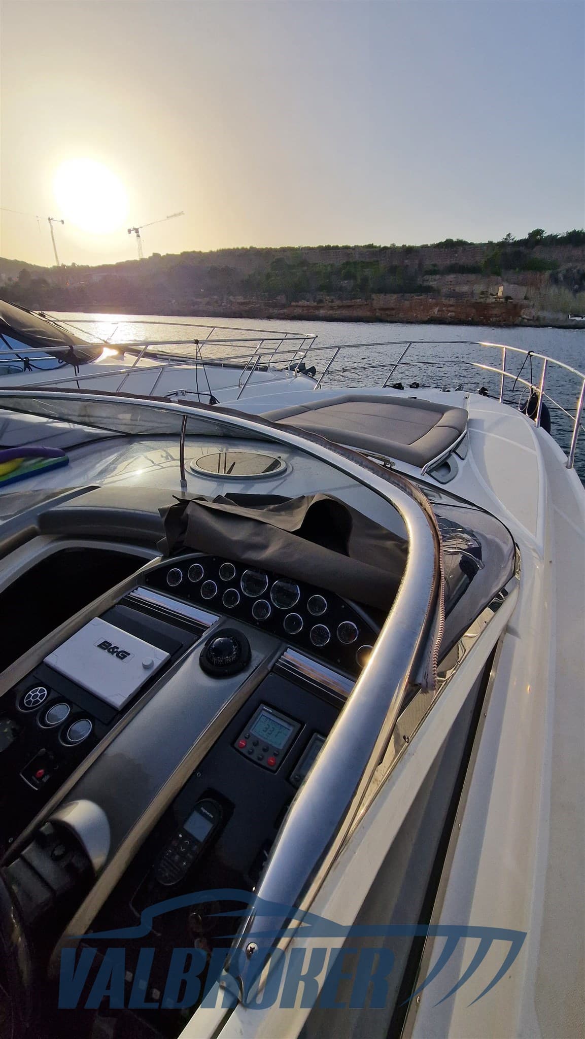 Absolute Absolute 45 - Interior View Absolute Absolute 45 - Interior View