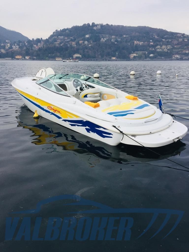 Baja Marine 30 - Detail View 1 Baja Marine 30 - Detail View 1