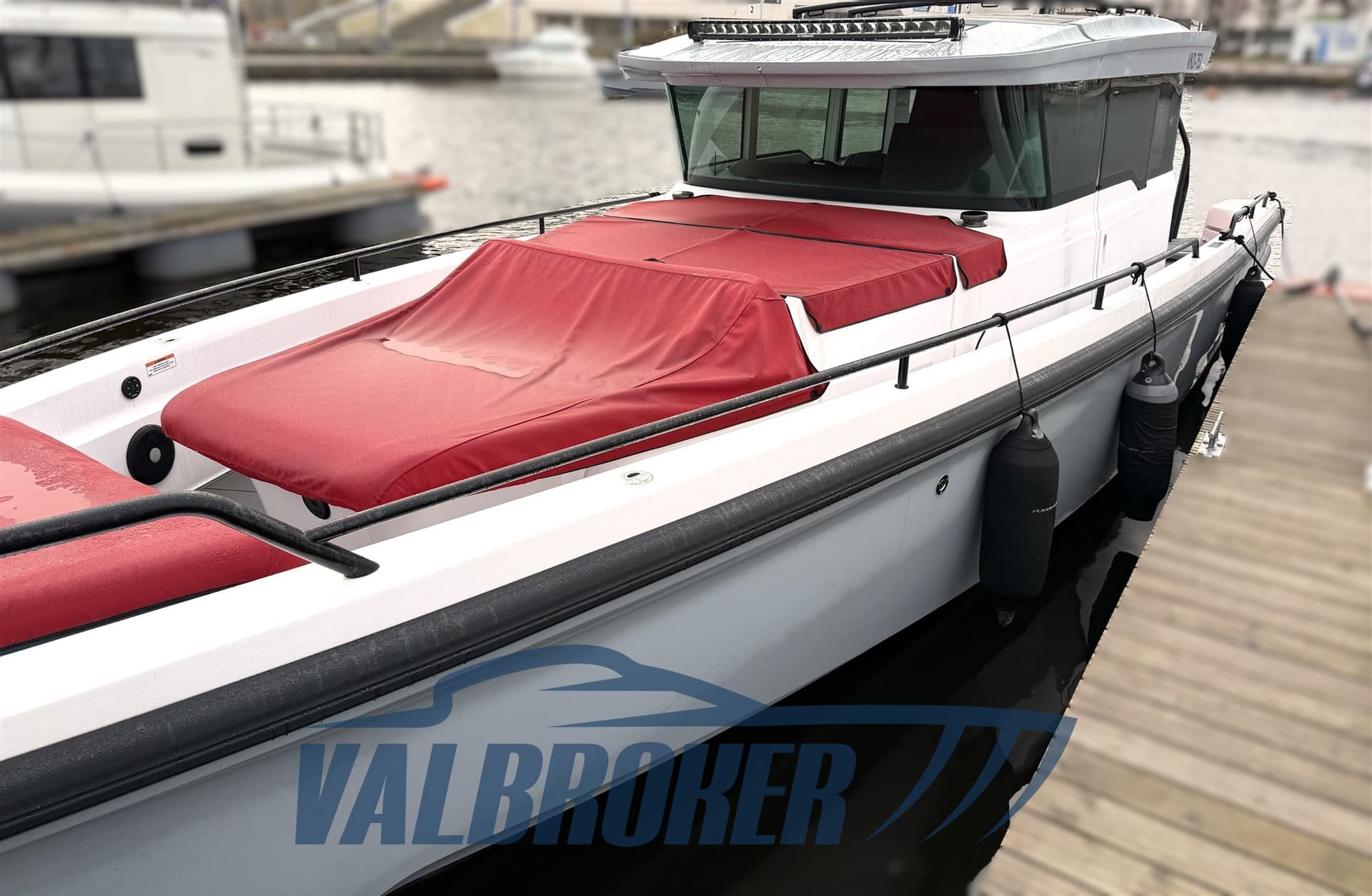 Axopar 37 Xc Cross Cabin usato - dettaglio 2