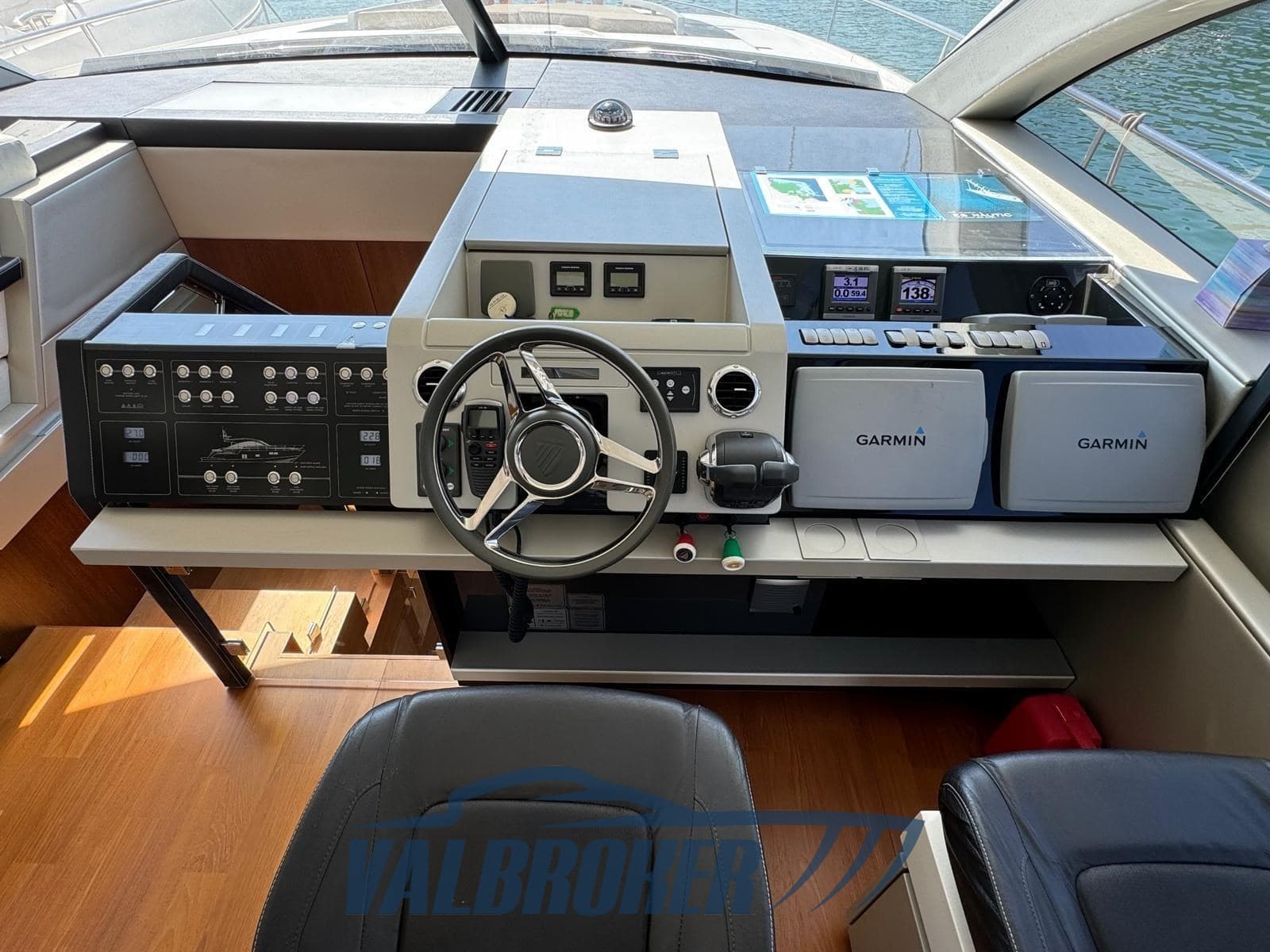 Fairline Targa 58 GT usato - foto hero 10
