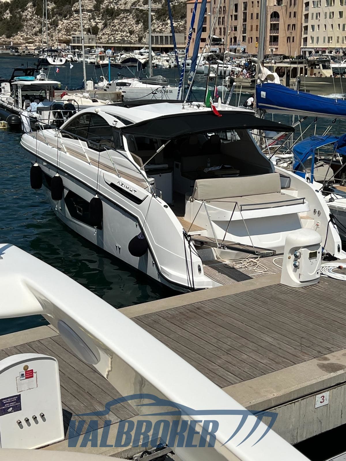 Azimut Atlantis 43 gebraucht - Hauptbild 2