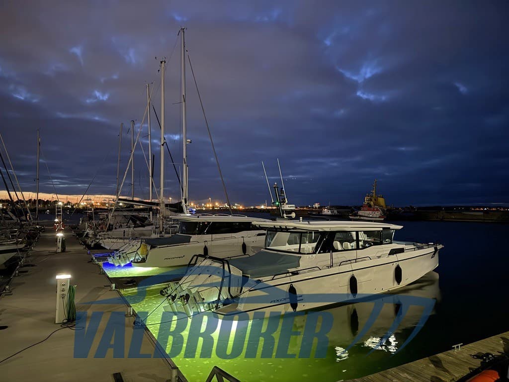 Axopar 45 Cross Cabin - Interior View Axopar 45 Cross Cabin - Interior View