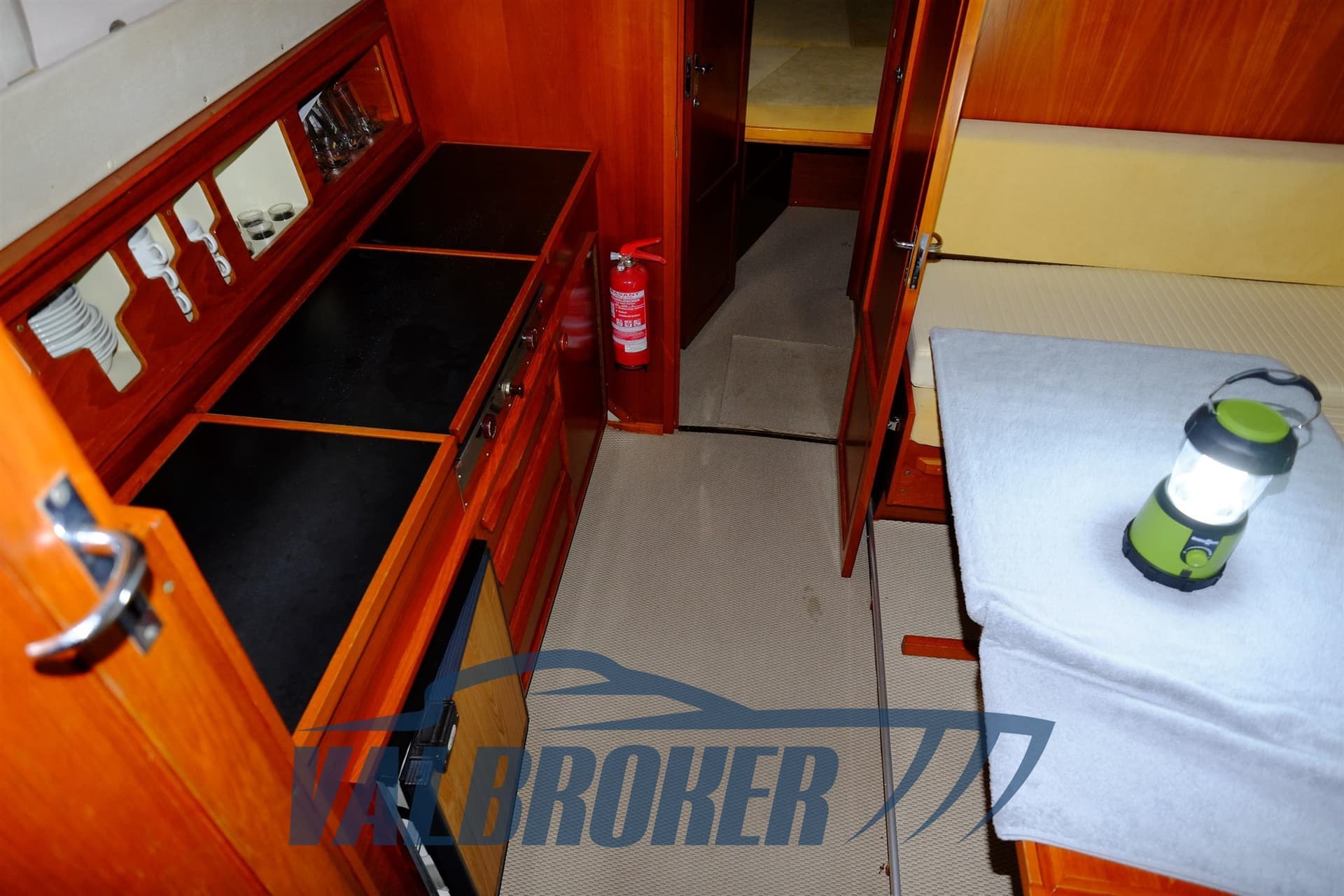 Fjord 32 cabin usato - foto hero 39